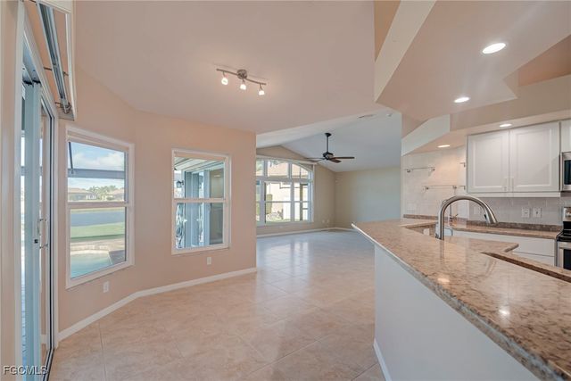 11687 Lady Anne CIR, Cape Coral, FL 33991