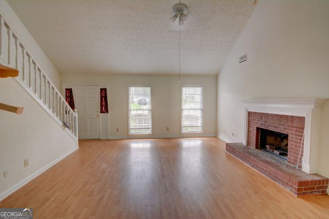 2120 Muscovy Court, Lawrenceville, GA 30044