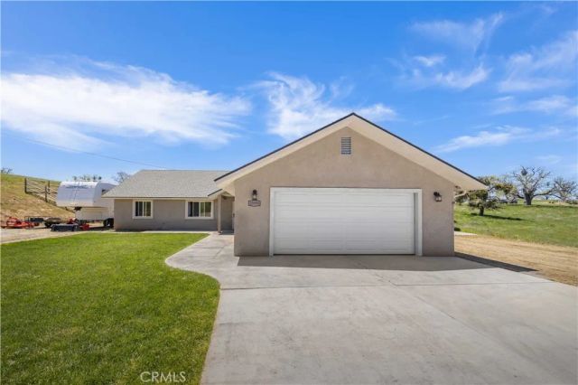 29990 Horsethief Drive, Tehachapi, CA 93561