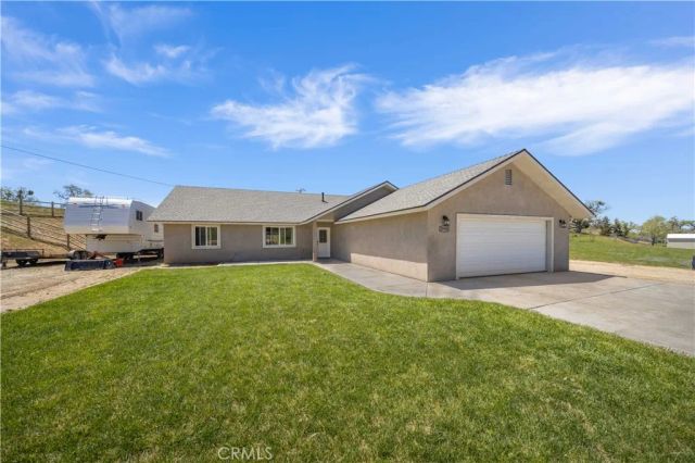 29990 Horsethief Drive, Tehachapi, CA 93561