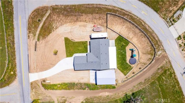 29990 Horsethief Drive, Tehachapi, CA 93561