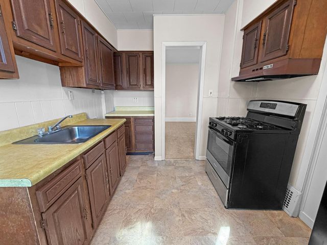 1062 Blair Avenue, Saint Paul, MN 55104