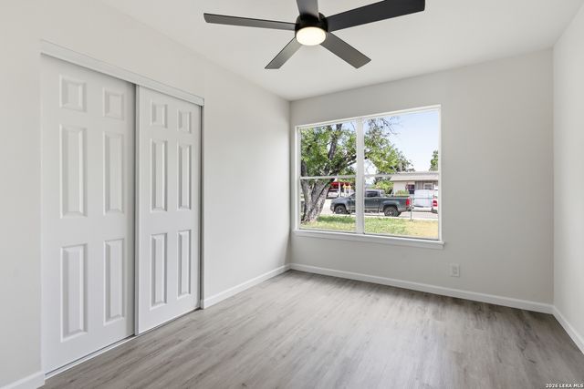 123 CHADWICK DR, San Antonio, TX 78227