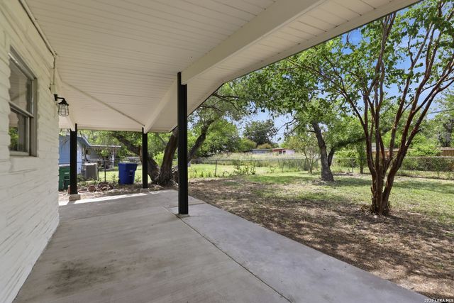 123 CHADWICK DR, San Antonio, TX 78227