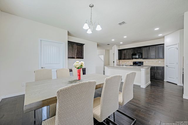 7114 Hibiscus Fls, San Antonio, TX 78218