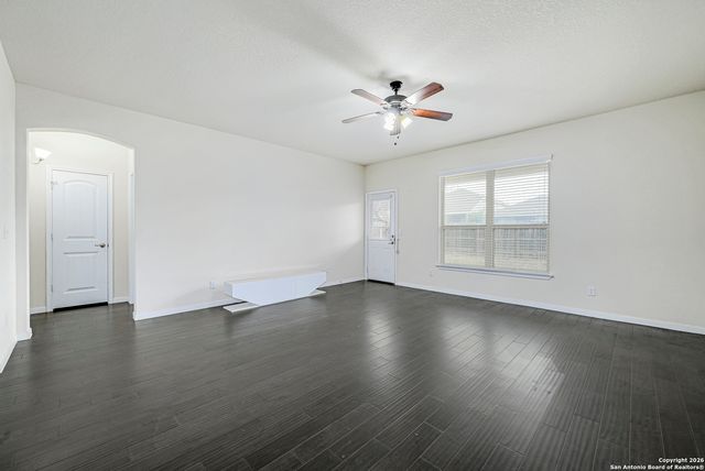 7114 Hibiscus Fls, San Antonio, TX 78218