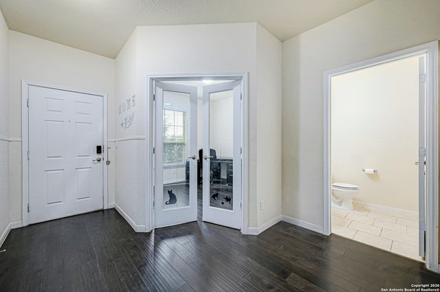 7114 Hibiscus Fls, San Antonio, TX 78218