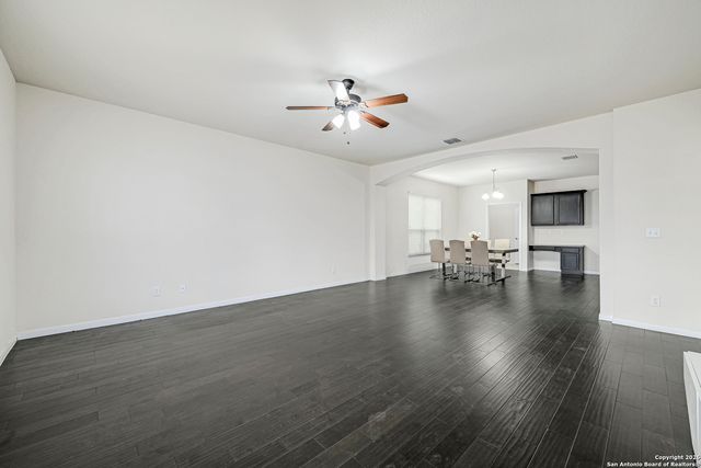 7114 Hibiscus Fls, San Antonio, TX 78218