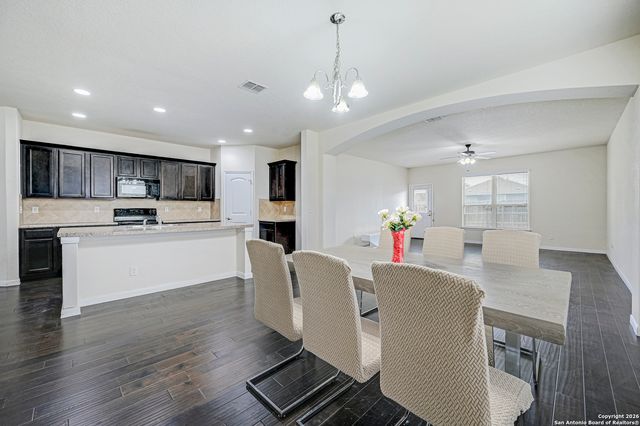 7114 Hibiscus Fls, San Antonio, TX 78218