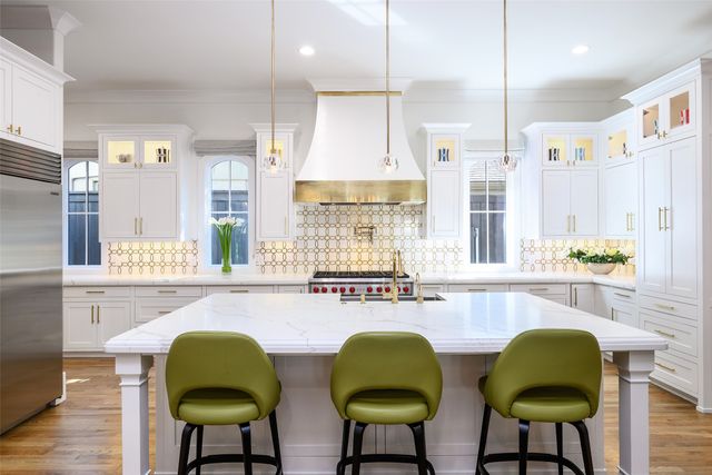 4557 Belclaire Avenue, Highland Park, TX 75205