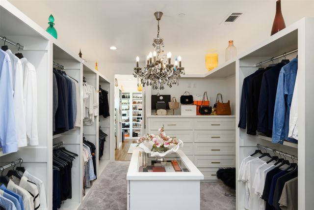 4557 Belclaire Avenue, Highland Park, TX 75205