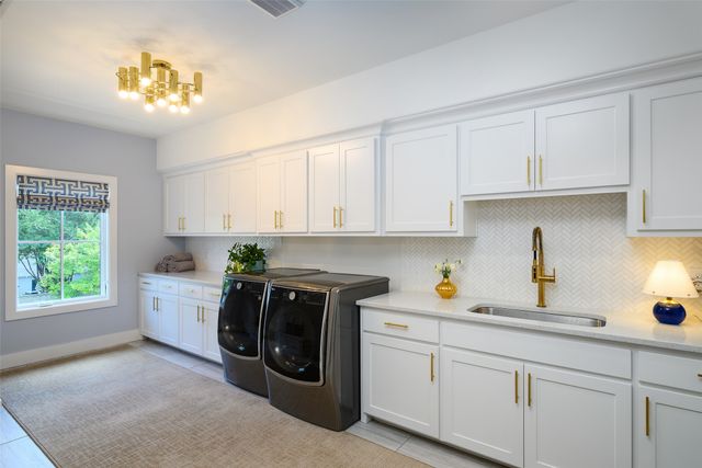 4557 Belclaire Avenue, Highland Park, TX 75205