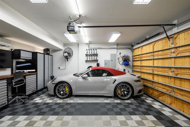 4557 Belclaire Avenue, Highland Park, TX 75205