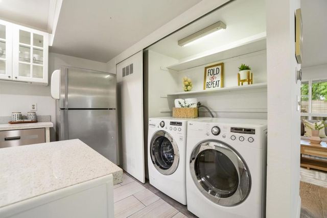 125 Connemara Way 164, Sunnyvale, CA 94087