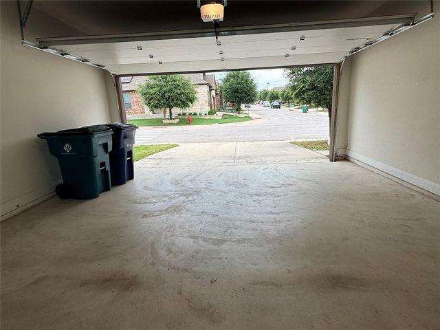 2101 Split Diamond WAY 40, Round Rock, TX 78664