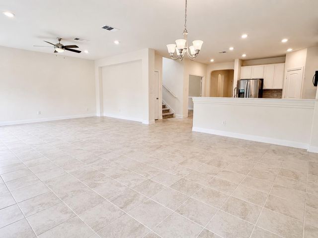 2101 Split Diamond WAY 40, Round Rock, TX 78664