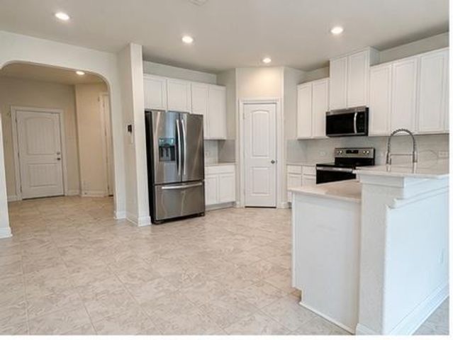 2101 Split Diamond WAY 40, Round Rock, TX 78664