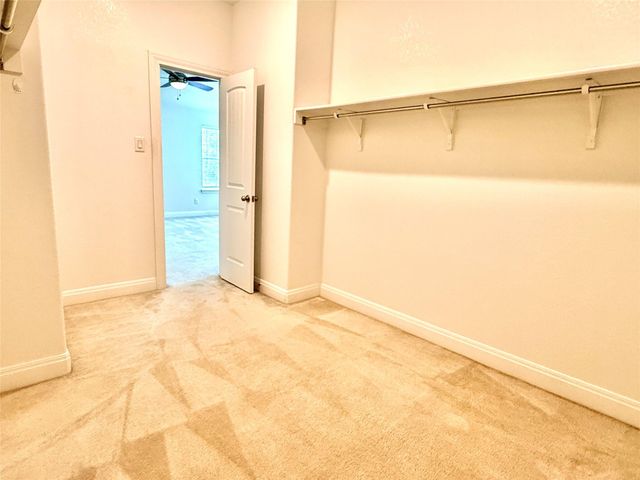 2101 Split Diamond WAY 40, Round Rock, TX 78664