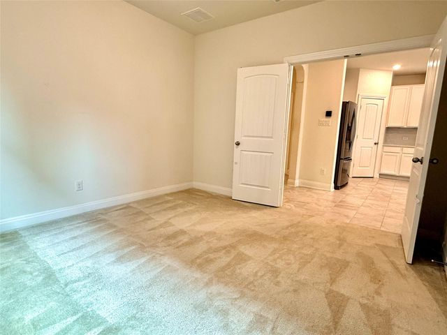 2101 Split Diamond WAY 40, Round Rock, TX 78664