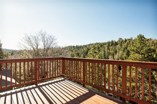 26182 Sky Ridge Drive, Twin Peaks, CA 92391