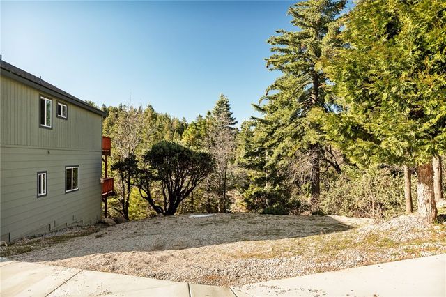 26182 Sky Ridge Drive, Twin Peaks, CA 92391