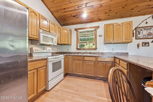 350 Cobb Bluff, Murphy, NC 28906