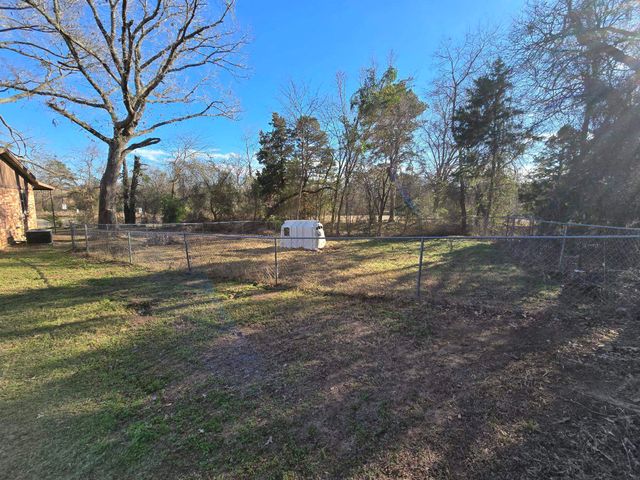 2989 FM 556, Gilmer, TX 75644