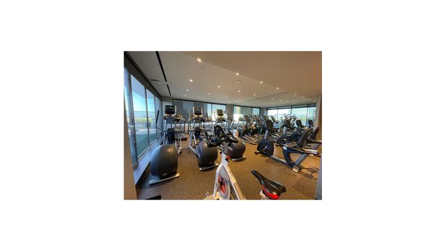 300 E 40th St Apt 27B, New York City, NY 10016