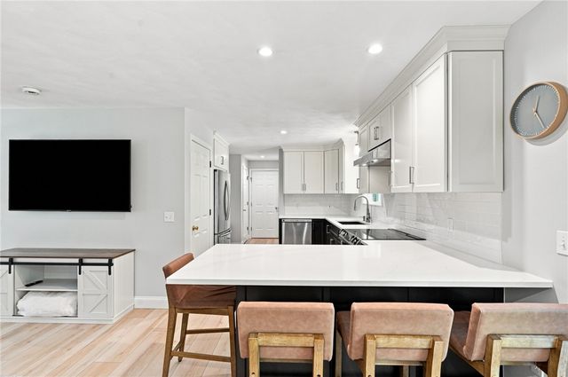 29 Walker Lane, Coventry, RI 02816