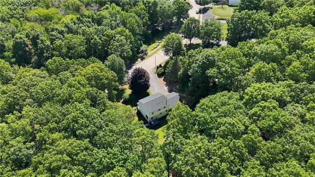 29 Walker Lane, Coventry, RI 02816