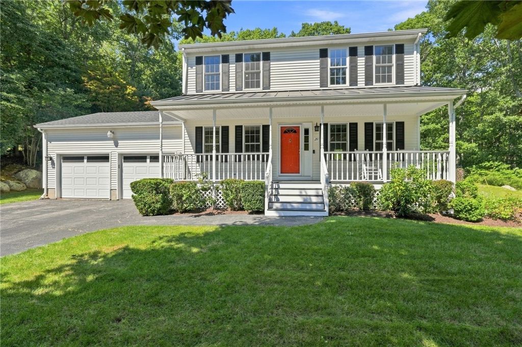 29 Walker Lane, Coventry, RI 02816