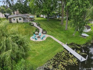2159 Helmsford Drive, Wolverine Lake, MI 48390