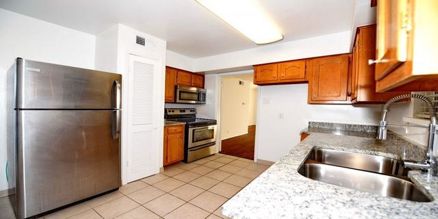 4818 Cole Avenue 205, Dallas, TX 75205