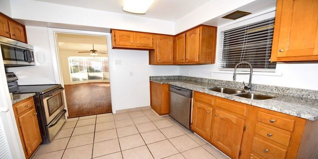 4818 Cole Avenue 205, Dallas, TX 75205