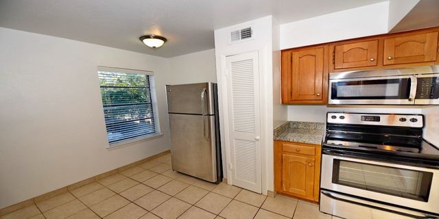 4818 Cole Avenue 205, Dallas, TX 75205