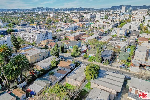 3030 W 12th Place, Los Angeles, CA 90006