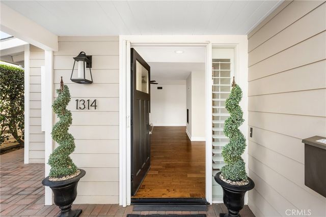 1314 E Hickory, Orange, CA 92866