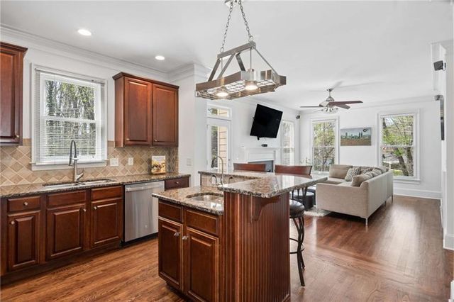 2340 Glynn Dr SE, Atlanta, GA 30316