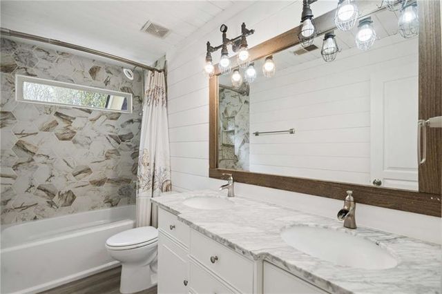 2340 Glynn Dr SE, Atlanta, GA 30316