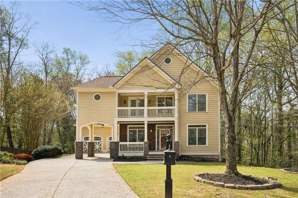 2340 Glynn Dr SE, Atlanta, GA 30316