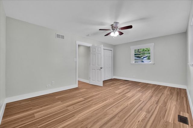 218 S Morgan Avenue, Wheaton, IL 60187