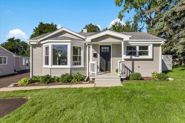 218 S Morgan Avenue, Wheaton, IL 60187
