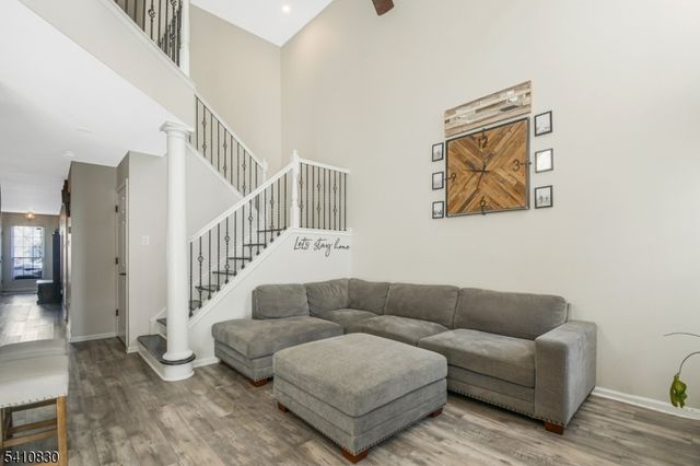 2004 S Branch Dr, Readington Twp., NJ 08889