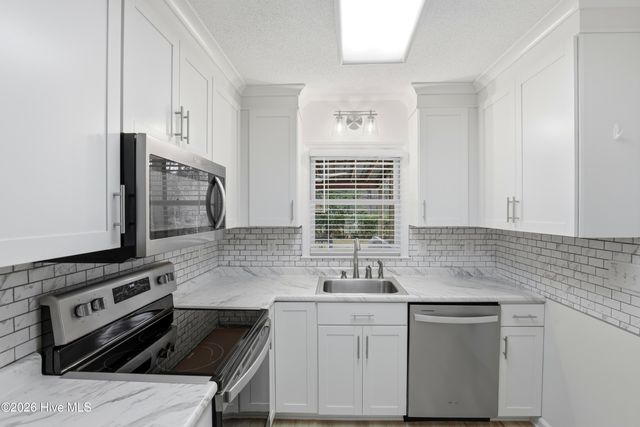 209 Elmhurst Road, Wilmington, NC 28411