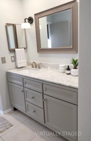 15202 E POND WOODS DRIVE 9, Tampa, FL 33618