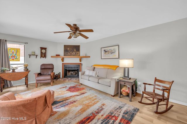 2030 Albert Circle, Wilmington, NC 28403