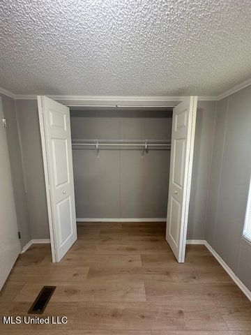 224 Aqua Way, Pearl, MS 39208