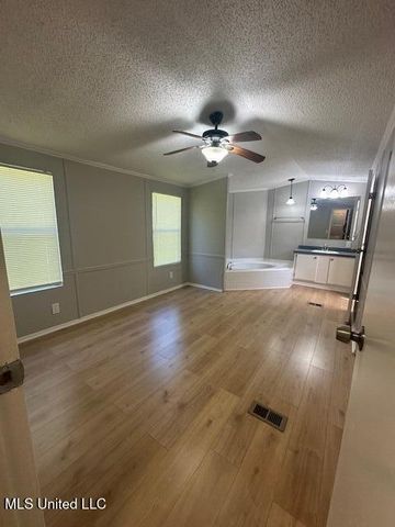 224 Aqua Way, Pearl, MS 39208