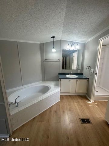 224 Aqua Way, Pearl, MS 39208