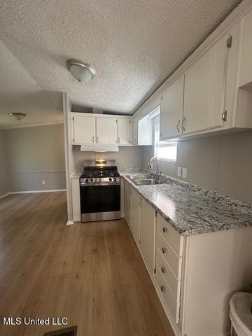 224 Aqua Way, Pearl, MS 39208